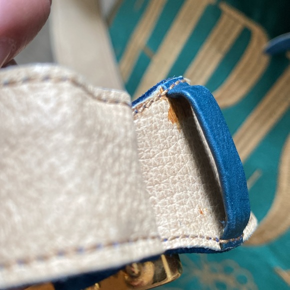 Pre - owned Authentic Vintage  Gucci Suede and Gold Buckle Belt - Picture 12 of 16